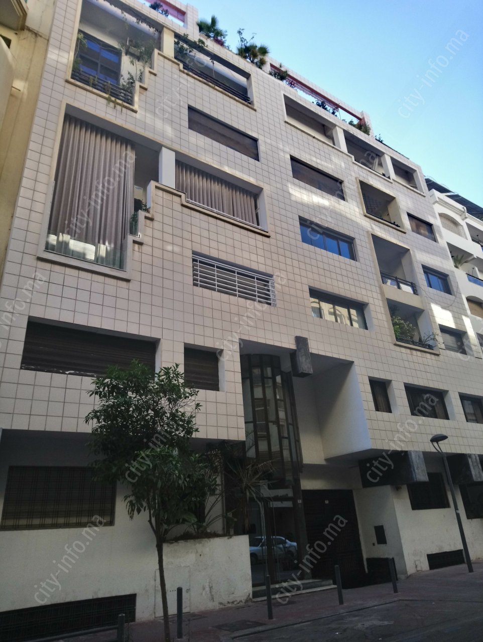8, Rue Mozart le bâtiment à Casablanca, Maroc CityInfo