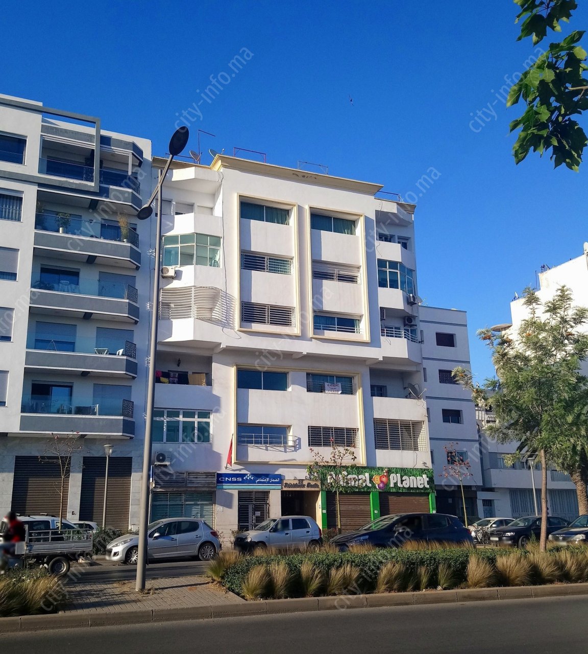 Résidence Nadia le bâtiment à Casablanca, Maroc CityInfo