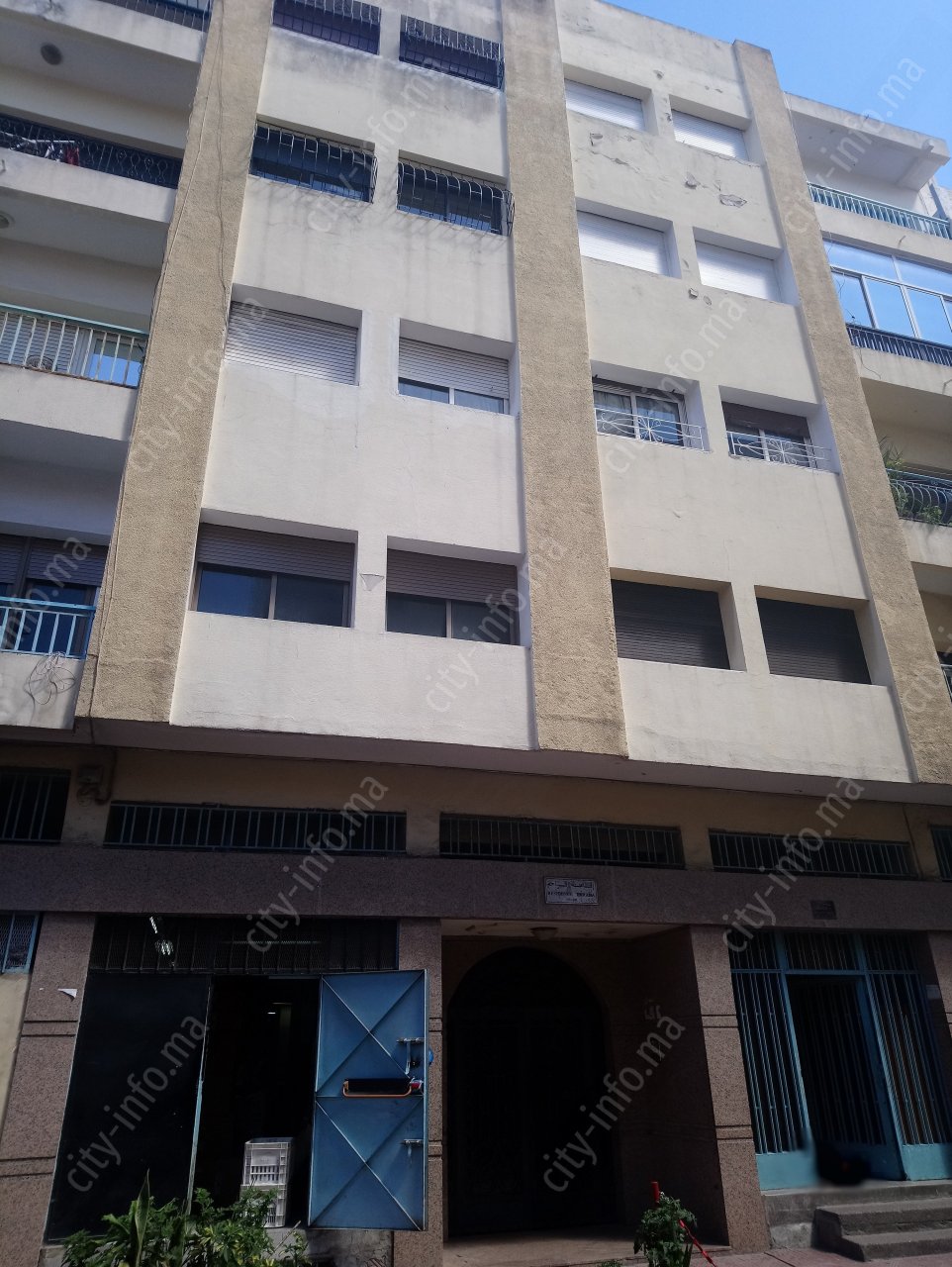 Résidence Erraha le bâtiment à Casablanca, Maroc CityInfo